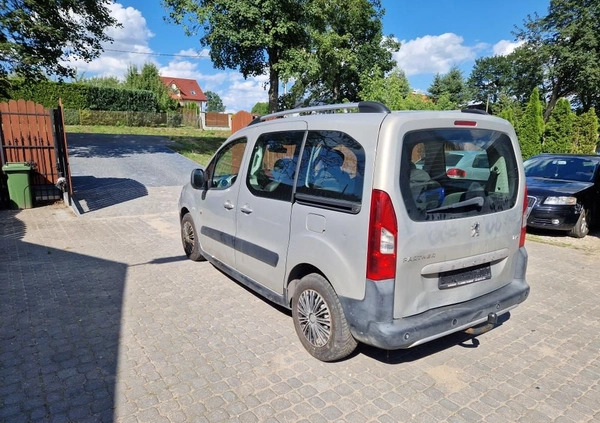 Peugeot Partner cena 7999 przebieg: 353100, rok produkcji 2009 z Mrągowo małe 16